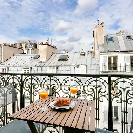Bnbnova - Notre-dame - 1br With Balcony