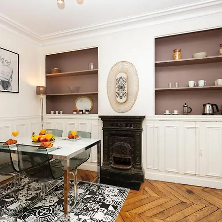Bnbnova - Notre-dame - 1br With Balcony Διαμέρισμα *
