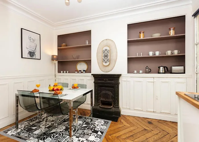 Bnbnova - Notre-dame - 1br With Balcony 아파트 *