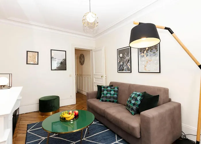 Bnbnova - Notre-dame - 1br With Balcony 파리